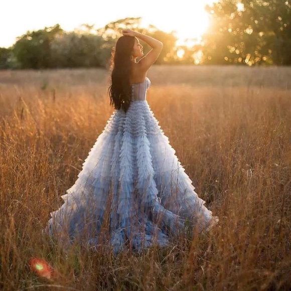 Balayage Sky Ballerina Tulle Long Dress, Exceptional Blue Tiered Gown - Picture 5 of 5